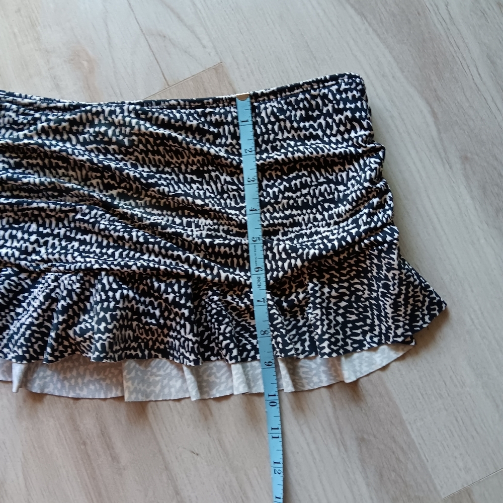 La Blanca Bikini Tie Halter Top Swim Skirt Black White Size 10 - Picture 13 of 16
